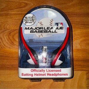 NEW MLB Officially Licensed Major League Baseball Boston Red Sox Batting Helmet